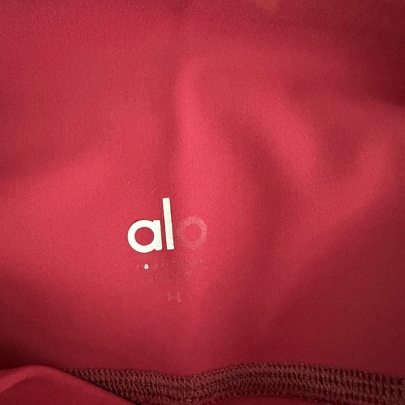 Alo yoga ripped warrior leggging - Picture 3 of 3